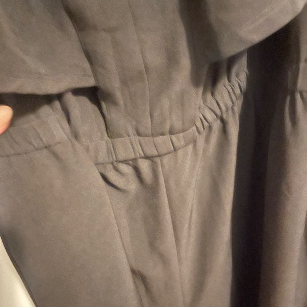 Lane Bryant Cold Shoulder Jumpsuit.  Strappy sleeve shoulder.  Black.  Size 26. - Picture 7 of 8